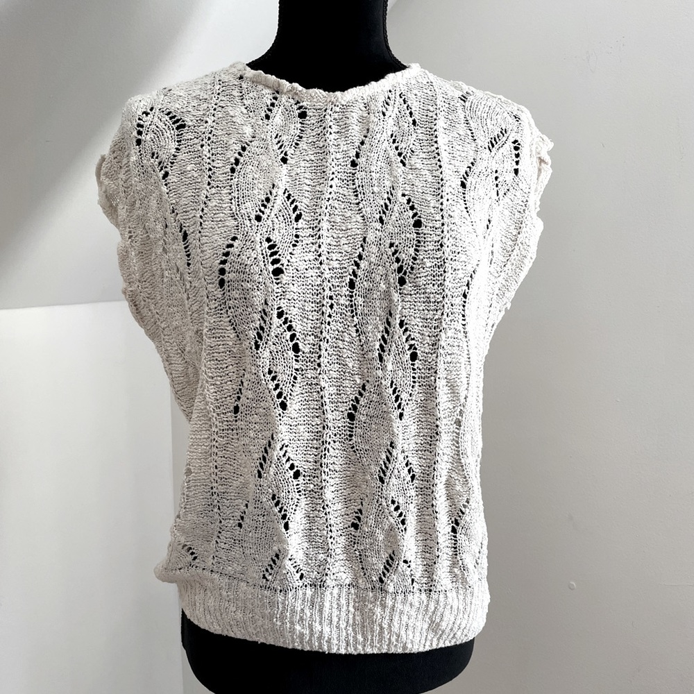 White Vintage Layer Sweater Vest Top 🤩